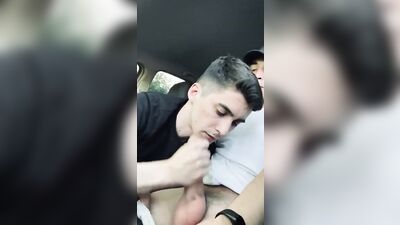 Daniel suck’s Jack cock in car outdoor