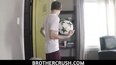 Brother Crush-Thick-Cocked Stepbrothers Fuck In The Bath