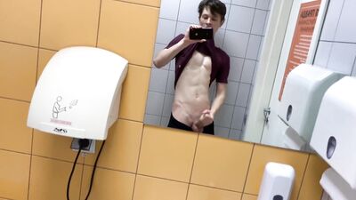 Hot boy Jerkin Off in Toilet at Gym (RISKY)/ Almost caught ! /Hunks /Cute