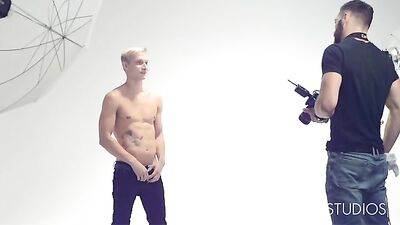 Man on Twink: The Fashion Shoot - Max Carter, Tommy Defendi The Ultimate Fantasy Comes True: Max and the Hunky Photographer!