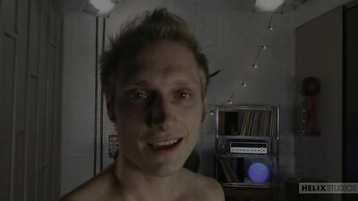 Becks Solo Session: A Small-Town Boy Meets a Big Talent in Max Carters Gay Porn Video!