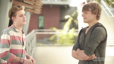 HelixStudios – Introducing Robin Moore – Wes Campbell, Robin Moore