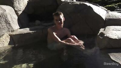 HelixStudios – 8teenboy – Ethan Helms Solo Session