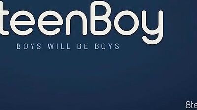 PUPPY PLAYTIME: HOW TO WIN OVER THE HOT DOGS AT THE PARK!