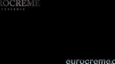 Taking It All In The Supermarket - Felipe Capucos Gay Oral Experience