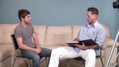 Young and Hungry - Johnny Rapids Gay For Pay Boss Entretien