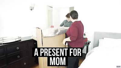 Mother Knows Best - Myles Landon and Jake Porters Naughty Family Secret!