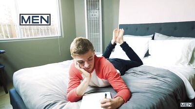 Taking Turns - Tom and Wesleys Gay Double Penetration Adventure