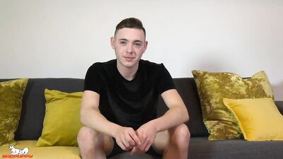 Young Muscle Boy Sucks and Jerks Off for the Camera in a Gay Porn Audition