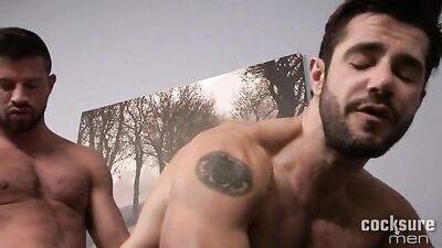 Straight Shooter: Dean Monroes Alpha Male Pumping and Sucking with a Big Bite