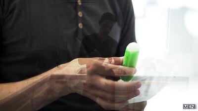 Unleashed Passion: Vinny Blackwoods Long Sexual Drought Ends with a Hot Stranger