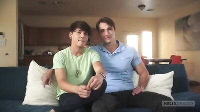 Le retour d'Andy Taylor dans le porno avec un beau mâle musclé - HelixStudio