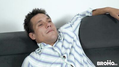 Foot Slut: Ricky, Tomi Run