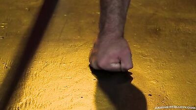 Hardcore Private Show with a Gogo Dancer - Drakes Masterpiece