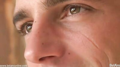 A Young And Still Juvenile Ariel Vanean!