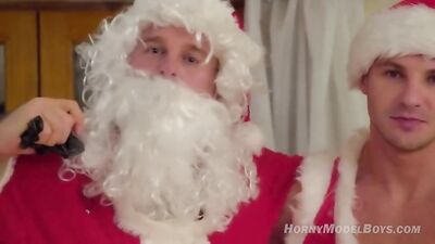 Tis the Season for Muscular Guys to Blow Their Load: A Christmas Eve Contest of Wanking and Mutual Masturbation with Four Sturdy Men