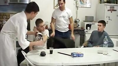 37°9 - Film porno gay français