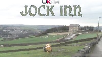 Groom Service: Steamy Encounters in a Luxury Hotel