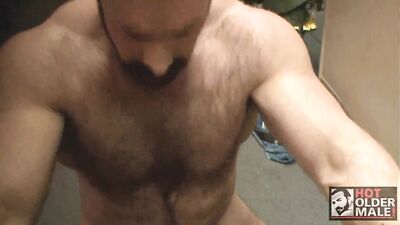 Mature Velvet Exhibition Leads to Client Blowjob in Fitting Room