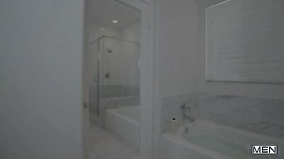 Muscle-fuck in a Bubble Bath - Jax and Jake Porter