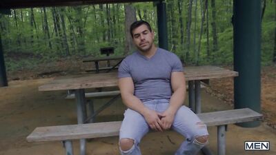 Uninconnu-OfferedforHisAnniversary:DamienStone,JustinMatthews