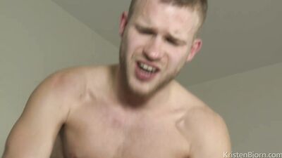 Gay Muscle Porn: Bareback Fucking, Nasty Cum Shots and Total Domination