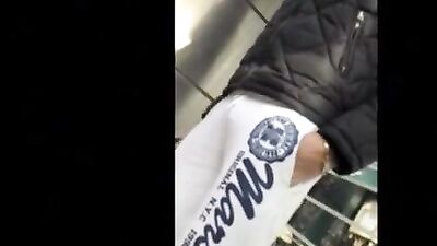 Gay porn adventure in the wild: Exploring the huge bulge of a dark street hustler