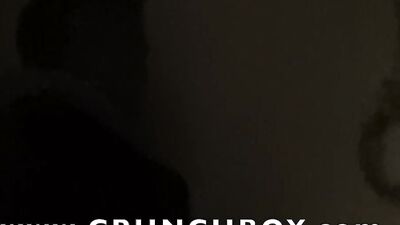 Minet en jockstrap enculé par un lascars actif à Paris