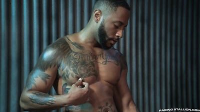 Deep Throat: Wild Bearded Blowjob & Tight Anal Stretch