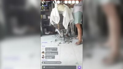 Barbershop Blowjobs: Sucking the Hairdresser