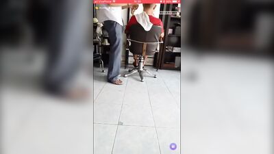 Barbershop Blowjobs: Sucking the Hairdresser