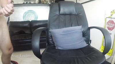 Beau Male Exhibits His Huge Cock in Gay Porn Video