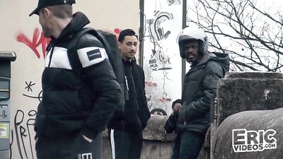 Matteo se fait tourner par un lascars et un livreur