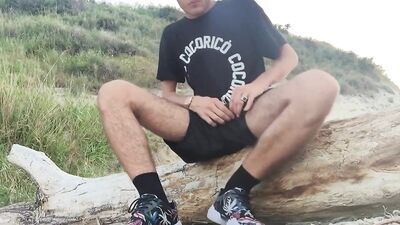 Outdoor Miniature Minute Man Sucks Himself Off in Public!