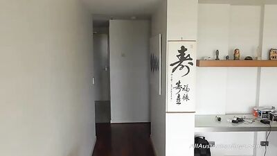 Jeune australien hétéro sucé par un mec gay