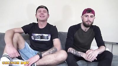 Lascars branlé et piné