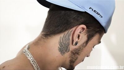 Gay Porn: Sudden Urge for Sex - Tatted Mexicans and Hipster Casquettes in Mexico City