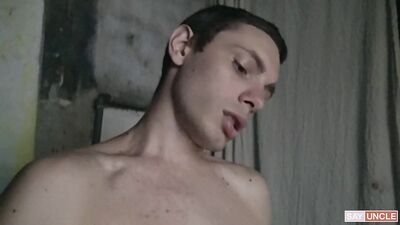 Latin Lovers Gay Porn Fantasy: Sucking a Big Dick for Cash