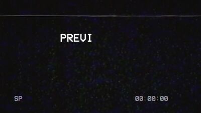 Un dandy branche un teen gay au sauna