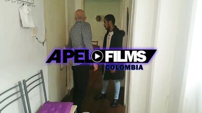 Gay Porn Video: Room for Rent in Bogotá - Extra Services Included