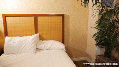 Deep Dicks and Muscle Bears: Grassy-Assed Barebacking