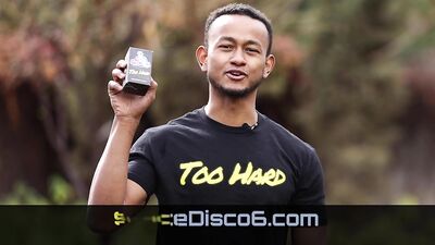 Latin Stallion Unleashes His Cum!