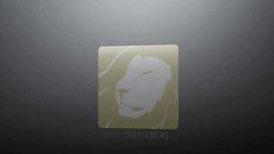 The Unbelievable Bulge! - Johnny Hunter and Jay Seabrook in the Locker Room Showdown