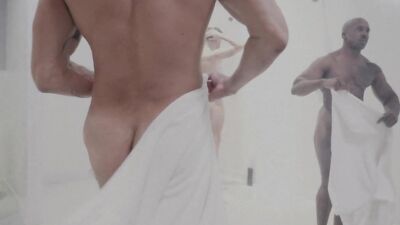 Sportifs virils dans les vestiaires – Sean Maygers & Chris Damned