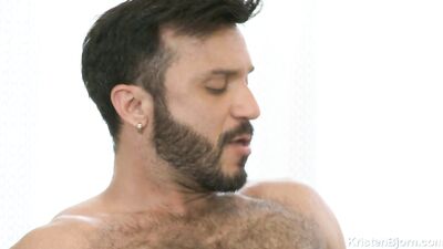 GROS CALIBRE LATINS : Kike Gil, Guido Plaza