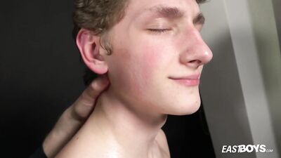 Young Hottie Gets a Sensual Hand Job from Alan McKenzie