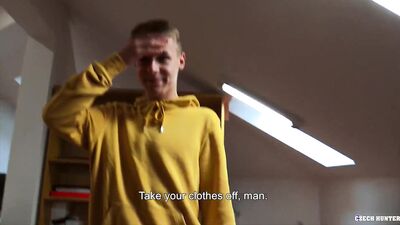 Czech Hunter 538 - I Offered To A Sexy Guy A Way To Make Some Extra Money