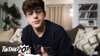 TWINKPOP - Jock Angel Rivera Fucks The Bottom's Mouth Joey Mills Before He Takes His Big Cock Deep