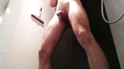 BEST HANDSFREE PROSTATE MILKING EVER, 7 minutes of cum lea*king