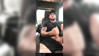 BUFF DIGGER DRIVER WANKS AT WORK